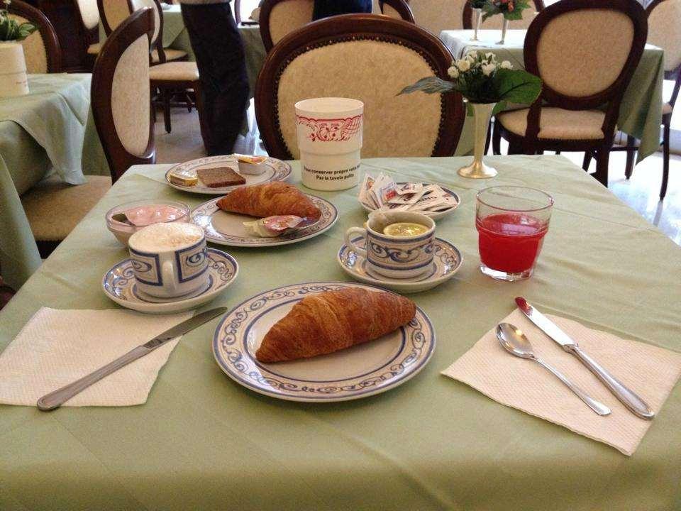 Hotel Terme Villa Piave Абано Терме Ресторант снимка
