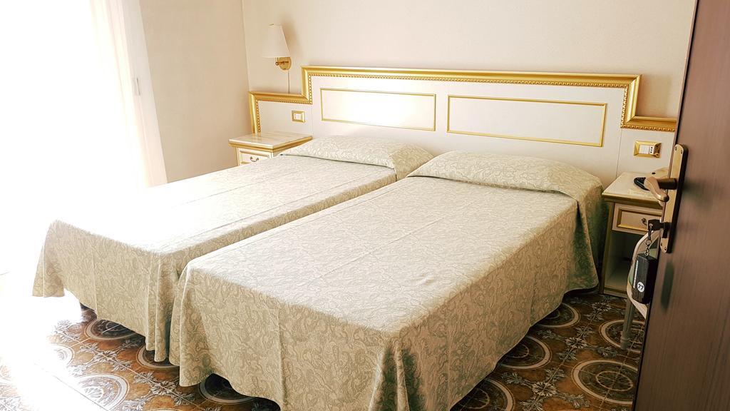 Hotel Terme Villa Piave Абано Терме Екстериор снимка
